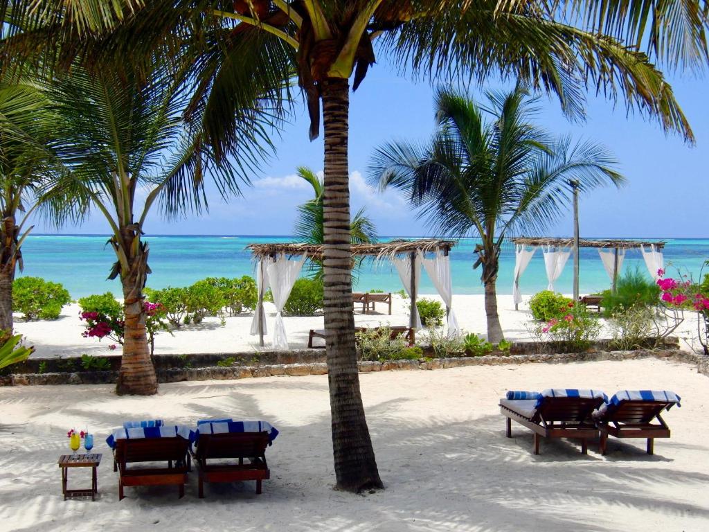 Hotel NEXT PARADISE BOUTIQUE RESORT 4*, FAM 1/2+2 vrt, POL,  Zanzibar 10 dni -  let iz Ljubljane