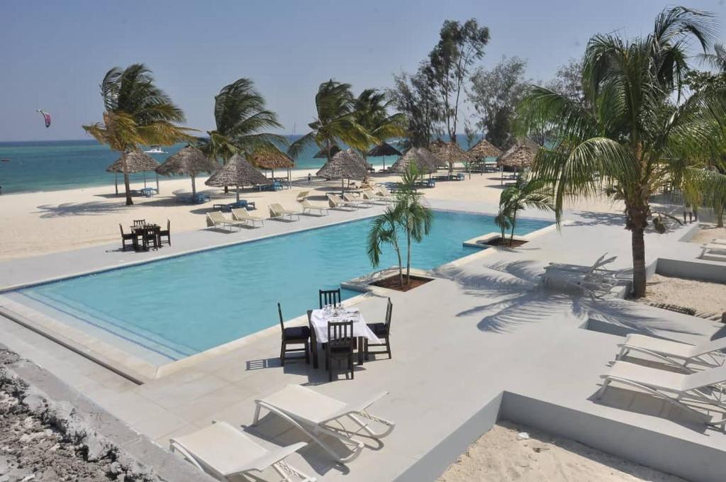 Hotel SUNSET KENDWA 3* STD APP 1/2 + 1, NZ  -  Zanzibar 10 dni -  let iz Ljubljane
